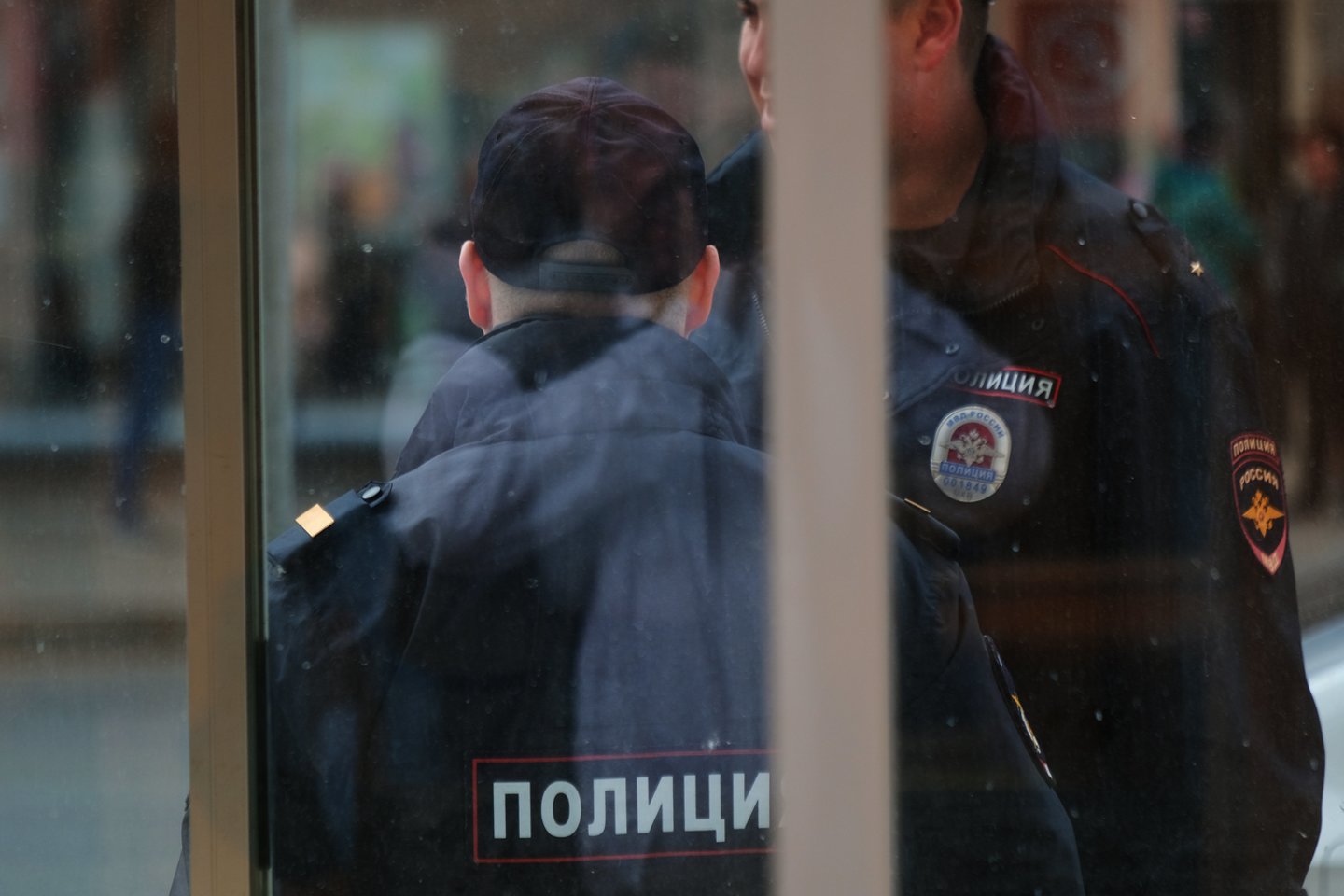 Rusijos komikas pabėgo į užsienį, policijai pradėjus tyrimą dėl jo anekdotų.