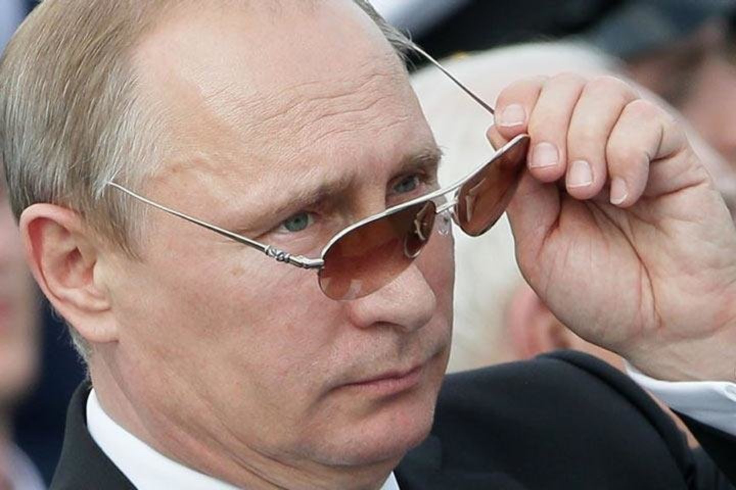 Čekistas turėjo kitą kandidatą į Rusijos prezidentus – V.Putinas iššoko kaip kipšas iš tabokinės.