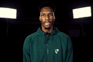 Įvaizdiniame KMT vaizdo įraše – krepšinio klipų parodija ir netikėtas N. Hayeso pasirodymas