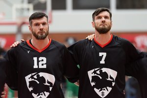 Netikėtumas: broliai Lavrinovičiai dalyvaus LKL snaiperio konkurse