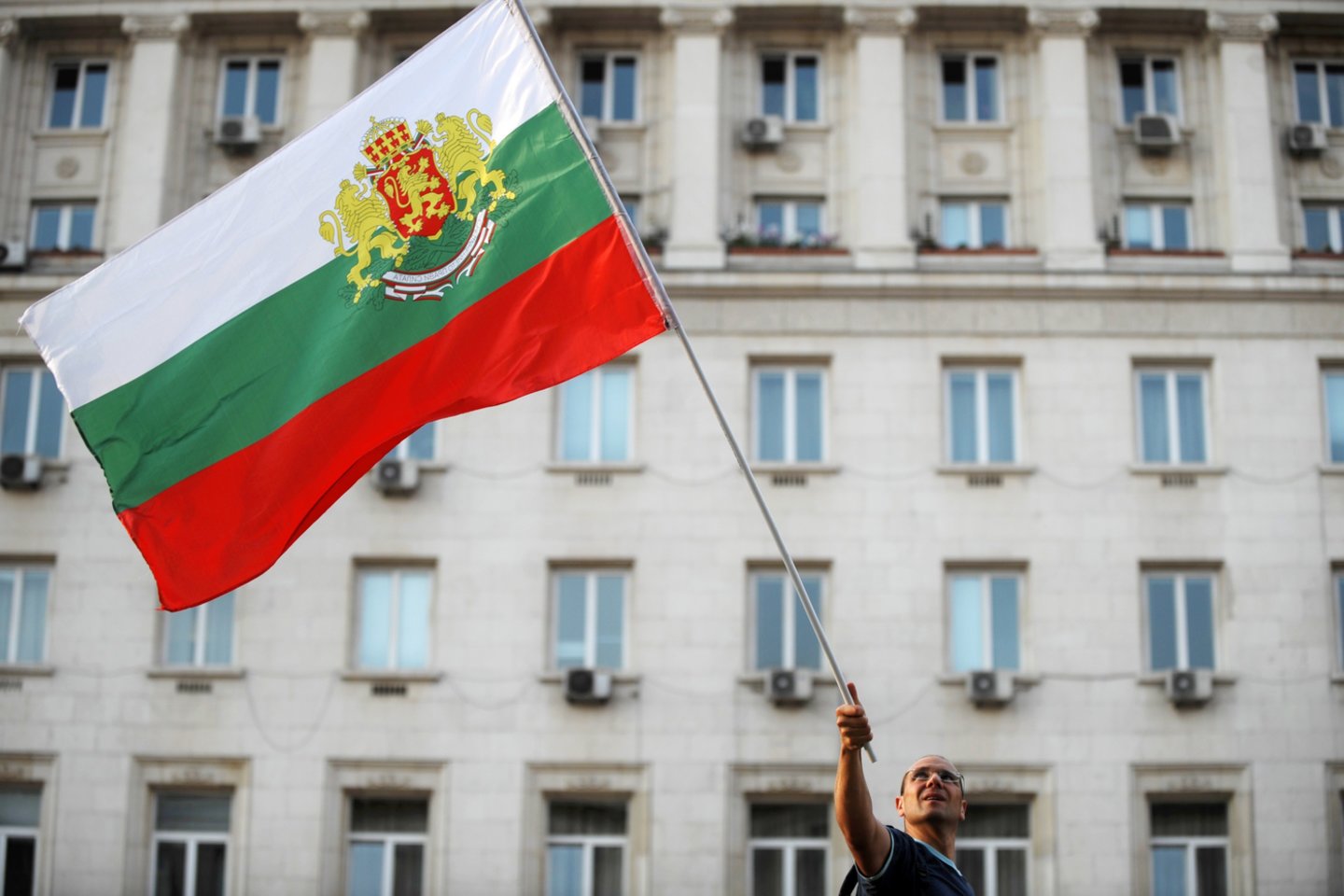  Bulgarijos prokurorai penktadienį pranešė, kad dar du Rusijos diplomatai šnipinėjo šią Europos Sąjungos narę, nepraėjus nė trims mėnesiams po kito rusų pasiuntinio išsiuntimo dėl panašių kaltinimų.  <br>AFP/Scanpix nuotr.