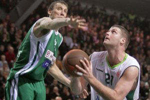 Mirė pirmasis Škotijos krepšinio atstovas NBA – 39-erių R. Archibaldas