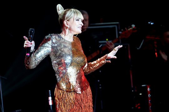 65-erių Laima Vaikulė Kauno „Žalgirio“ arenoje tryško jaunatviška energija 