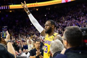 NBA naktis: istorinis L. Jameso karjeros pasiekimas