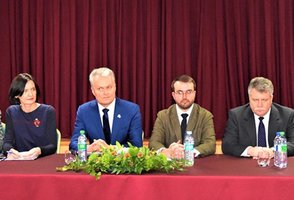 G. Nausėdos vizitas Žemaitijos ūkininkus nuvylė: svečiai neišmano žemės ūkio 