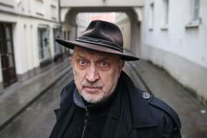 Aktorius Valentinas Masalskis: „Tuo nuotekų vamzdžiu plūsta ir beribis gobšumas“