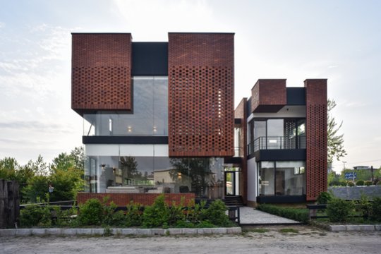 Namas Irane „Maziar Brick House“ / architektai „Naghshe Khak Architectural Group“.<br>Vahid Joudi / archdaily.com nuotr.