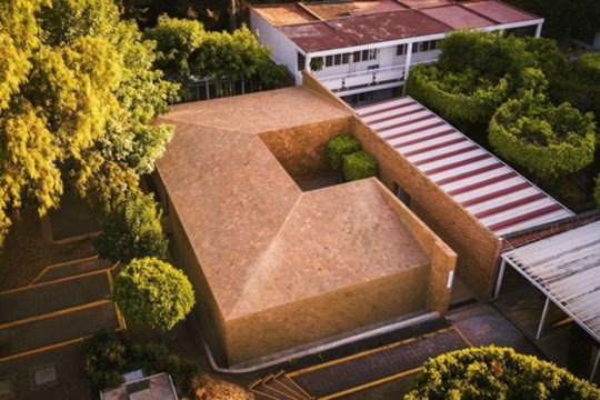 Kultūros centras Meksikoje „Morelia Cultural Center“ / architektai „Ivon Maron + Doho constructivo“.<br>Jose Carlos Macouzet / Eduardo Armenta / archdaily.com nuotr.