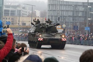 Nauji vokiečių kariniai gaminiai 2-3 kartus aplenks rusišką artileriją