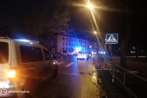 Praėjusios paros avarijose žuvo 2 žmonės, dar 6 buvo sužaloti
