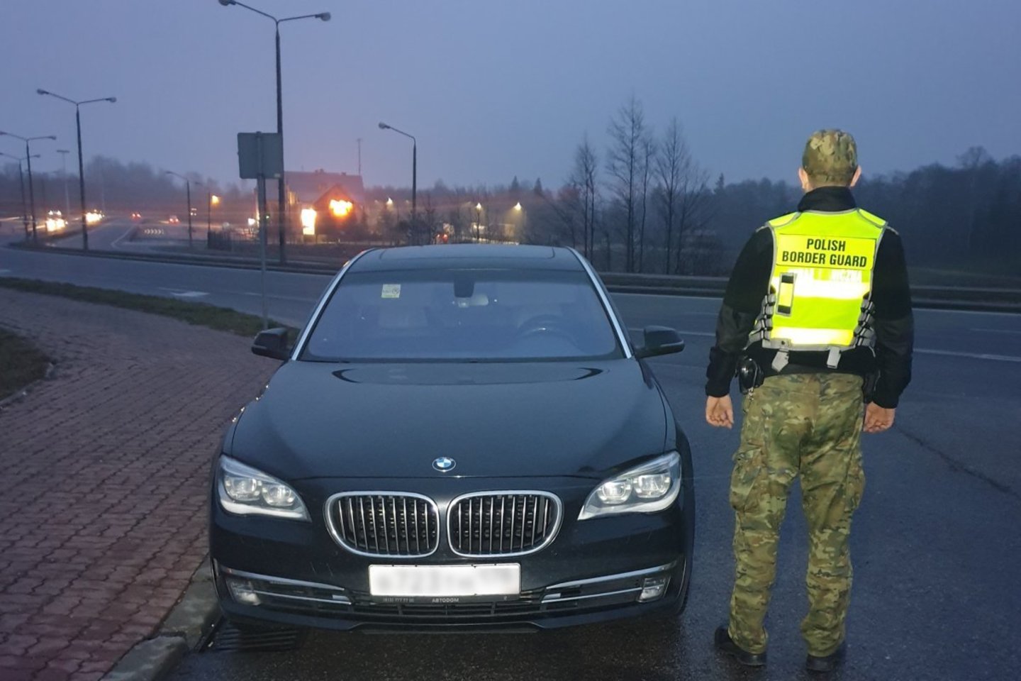 Lenkijoje sulaikytas lietuvis, vairavęs Rusijoje vogtą BMW.