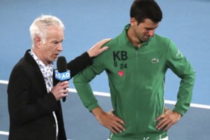 Atidavęs pagarbą K. Bryantui serbas N. Džokovičius per 3 val. žengė į „Australian Open“ pusfinalį
