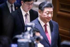 Xi Jinpingas: „Kinija rimtai kovoja su koronaviruso „demonu“