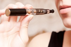 Vyriausybė pritarė, kad prekyba elektroninėmis cigaretėmis būtų griežtinama