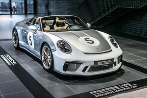Vilniaus „Porsche“ centre – galimybė susipažinti su tikrąja legenda „Porsche 911 Speedster“