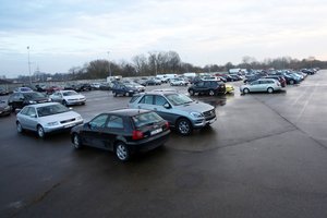 Nauji automobiliai: štai kiek jų pernai išriedėjo į Rytų Europos  kelius