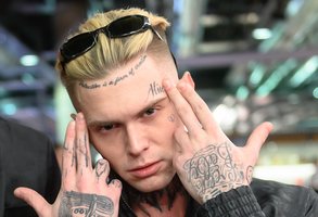 Prieš M.A.M.A. reperis Mad Money prisipažino – išsiskyrė su mylimąja: „Ciklas pasibaigė“