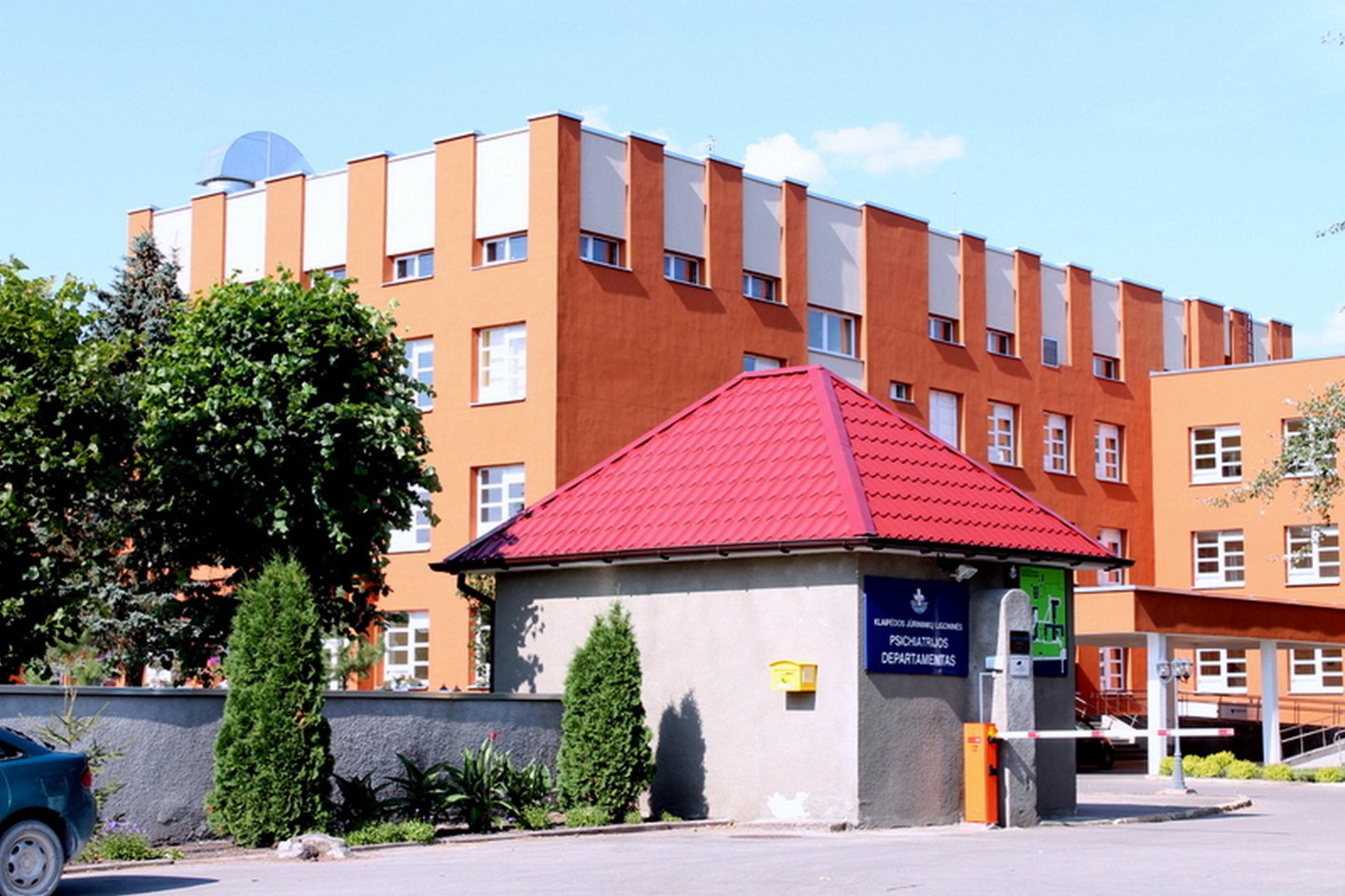 Švėkšnoje esantis Klaipėdos jūrininkų ligoninės psichiatrijos departamentas tikrai išliks, ir niekas nesiruošia jo uždaryti.<br>Silutesnaujienos.lt nuotr.