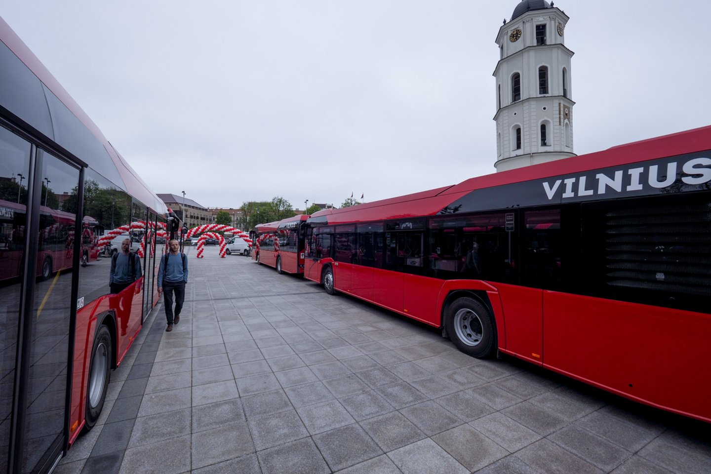 Pernai penkis nedidelius elektrinius autobusus įsigijo Vilnius.<br>V.Ščiavinsko nuotr.