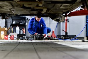 Mūšis dėl automobilių iš JAV: po užmojų pažaboti prekeivius teks atseikėti šimtus tūkstančių