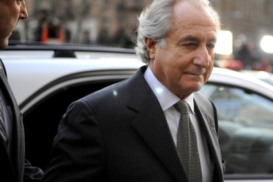 „Amžiaus sukčius“ B. Madoffas miršta – prašosi paleidžiamas iš kalėjimo