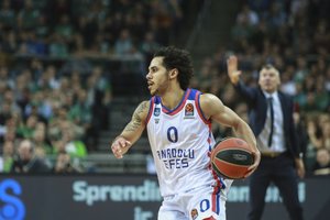 „Žalgirio“ laukiantis galvos skausmas – mažasis „Anadolu Efes“ deimantas Sh. Larkinas