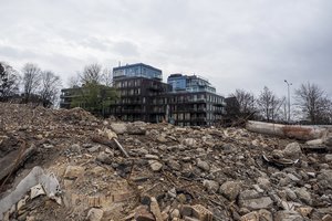 Teismas: Vilniaus valdžia turi sumokėti baudą už Profsąjungų rūmų griovimo konkursą