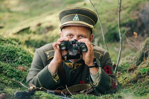 Partizaną suvaidinęs Paulius Markevičius nežino, ar dabar griebtųsi ginklo