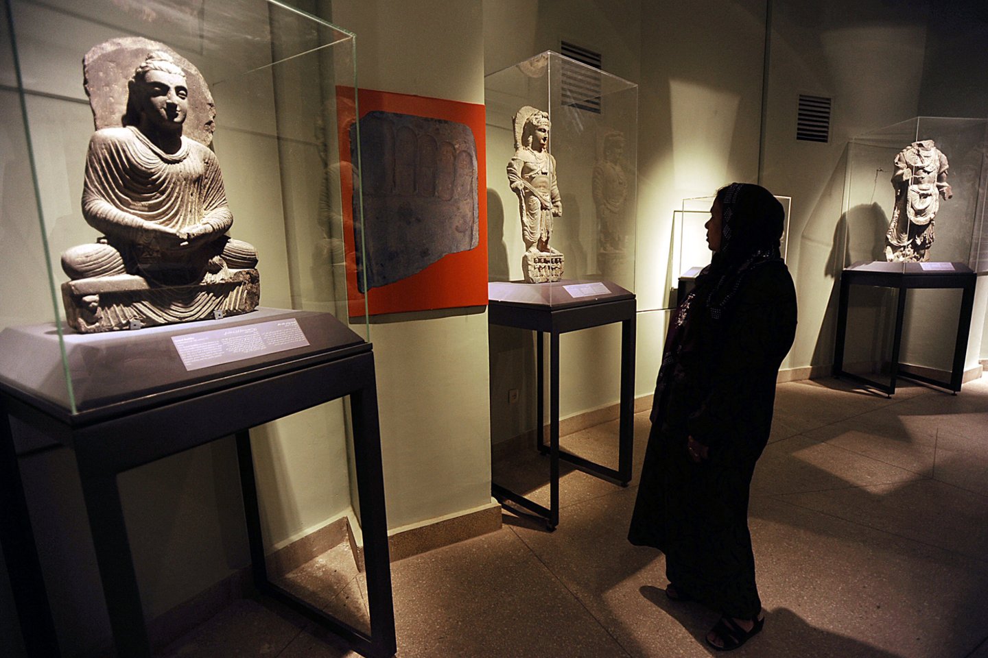  Vien 2001 metais Talibanas sudaužė tūkstančius istorinių Budos skulptūrų.<br>AFP/“Scanpix“ nuotr.