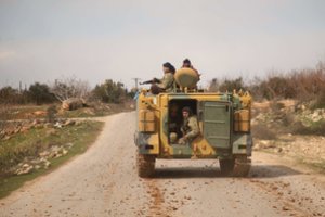  Idlibe per Sirijos režimo ataką žuvo penki turkų kariai