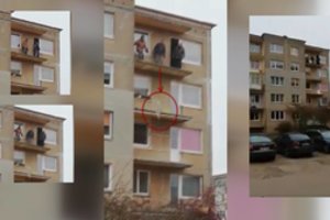 Statybininkų triukai Mažeikių daugiabučio balkone šiurpina feisbuko bendruomenę