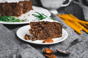 Riešutų pyragas be miltų namus iškvėpins gardžiausiais kvapais