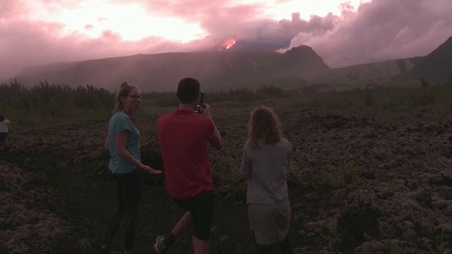 Netoli Madagaskaro išsiveržė vienas aktyviausių planetos ugnikalnių