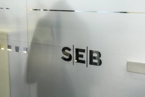 SEB bankas primena: savaitgalį laikinai nebus teikiamos kai kurios paslaugos