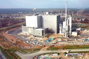 Į Kauną pradedamos vežti pirmosios atliekos deginimui