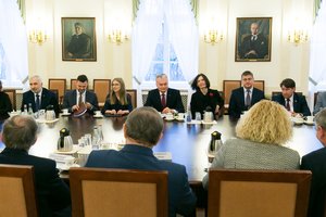 Prezidentūroje – diskusijos dėl švietimo: Vyriausybės projektą gina tik valstiečiai