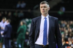 Žinomą krepšininką prislėgė kaltinimai: „Būta ir stumdymų, ir smūgių kumščiu žmonai“