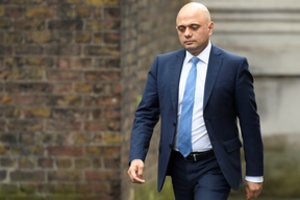 Jungtinės Karalystės iždo kancleris S. Javidas traukiasi iš pareigų
