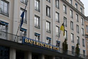 Tarp JAV ir Europos tvyrant įtampai amerikiečių pareigūnai vyksta į forumą Miunchene