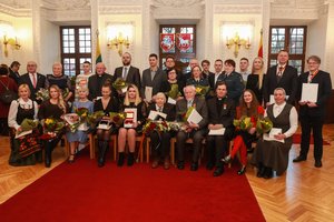 „Gerumo kristalų“ dalybos Kaune: tarp laureatų – ir moksleivis, ir kunigas