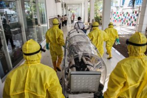 Iš karantino Rusijos ligoninėje pabėgusiai moteriai gresia teismas