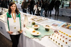 200 varžovų įveikusi lietuvė pasaulinėje kulinarijos olimpiadoje pelnė auksą