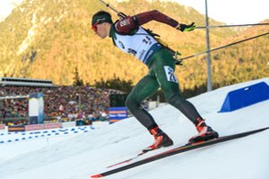 Rekordą pasiekusius biatlonininkus nuo svajonių išsipildymo skyrė po vieną šūvį