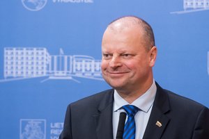 S. Skvernelis sveikina su Vasario 16-ąja: „Nuspalvinkime Trispalvių banga visą Lietuvą!“