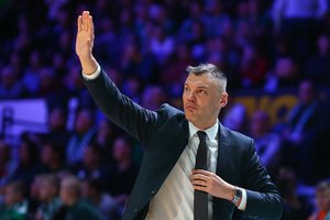 Šaras spinduliavo gera emocija: „Mano dukra ant galvos gavo šampano, o aš tik vandens“