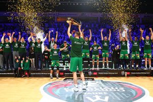 „Žalgiris“ nukarūnavo „Rytą“ – Karaliaus Mindaugo taurė vėl Kauno klubo rankose