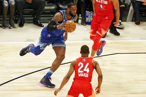 L. Jamesas – apie pokyčius „Visų žvaigždžių“ rungtynėse ir K. Bryanto buvimą jose