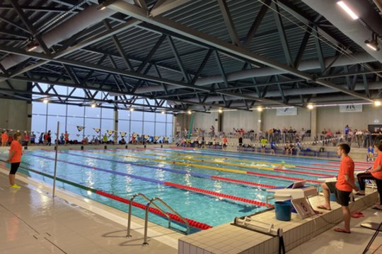 Vilniuje pirmą kartą surengtos plaukimo varžybos su laiko fiksavimo sistema