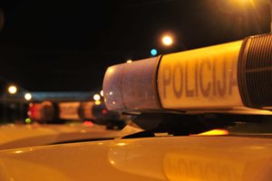 Du vaikinus pavežęs vyras nustėro – sulaukė ne tik grasinimų, bet ir automobilį apdergė išmatomis