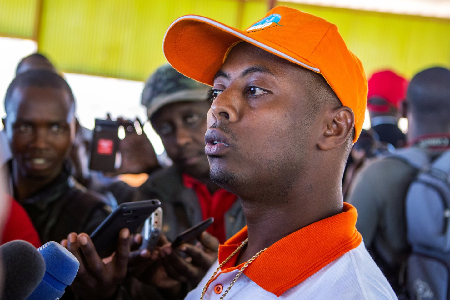  ​Ruandoje populiarus gospelo atlikėjas, 2015 metais nuteistas už pasikėsinimo į prezidentą Paulą Kagamę organizavimą, pirmadienį buvo rastas negyvas policijos areštinės kameroje sostinėje Kigalyje, pranešė pareigūnai.<br>Reuters/Scanpix nuotr.